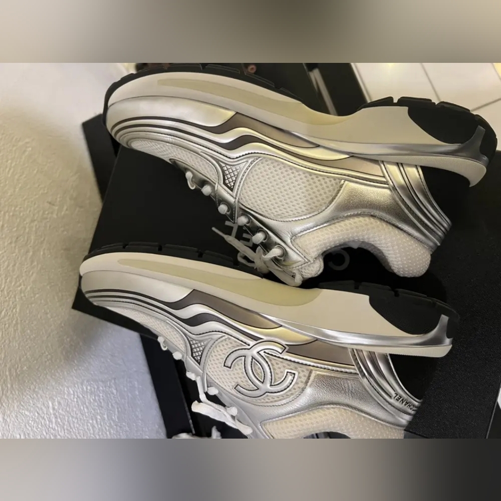 Chanel Women's CC Logo Sneakers - Picture 5 of 10